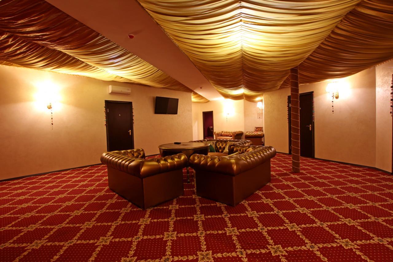 India Palace Hotel Charkiw Exterior foto